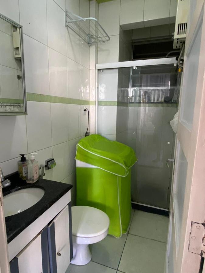 Apartamento em Copacabana a um quarteirão da praia! Apartamento Rio de Janeiro Exterior foto