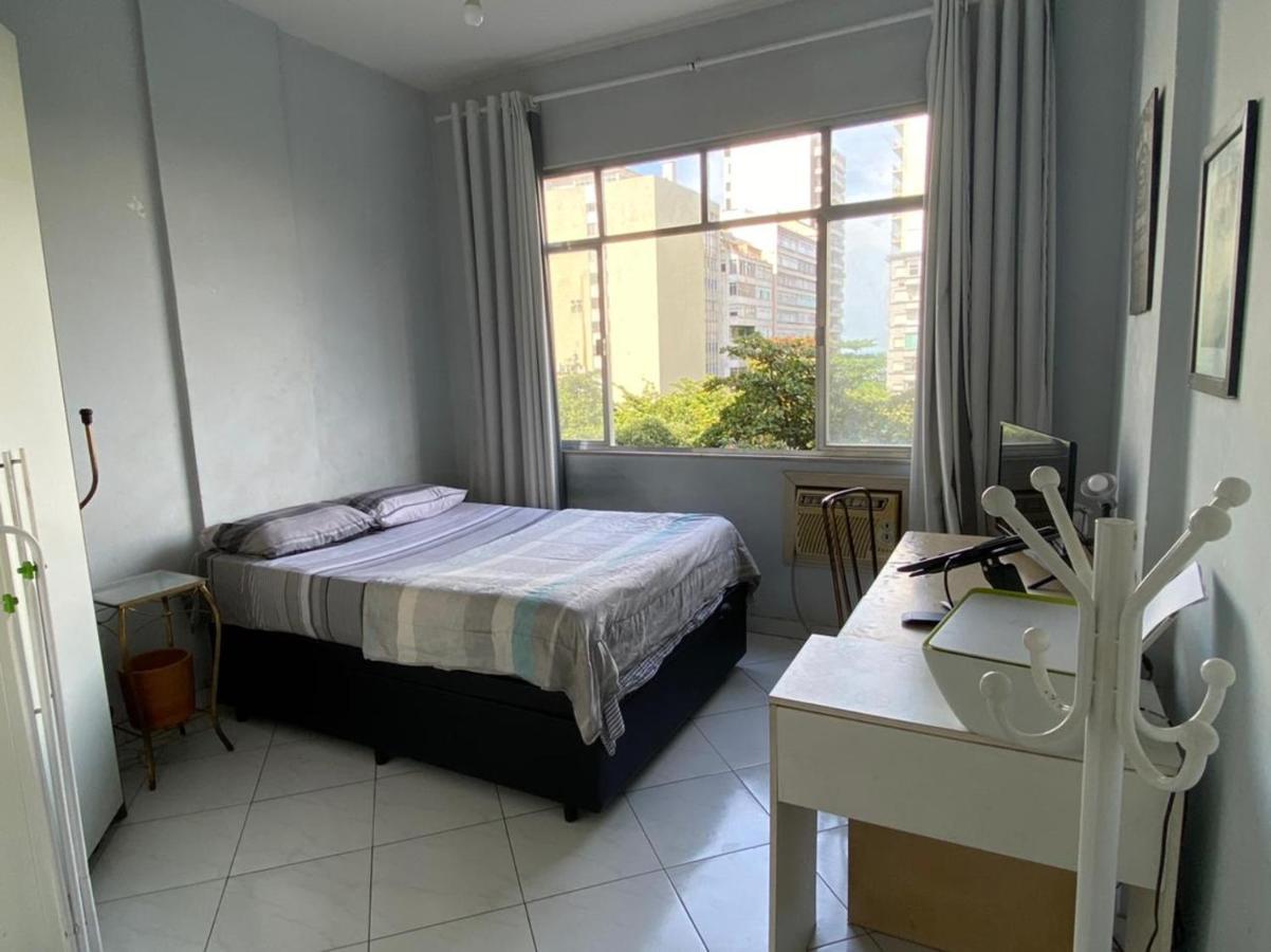 Apartamento em Copacabana a um quarteirão da praia! Apartamento Rio de Janeiro Exterior foto